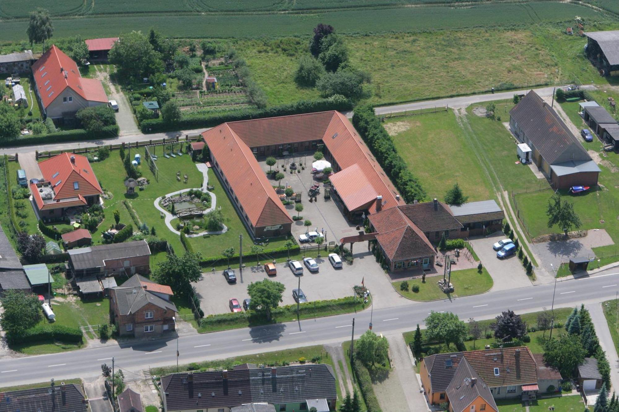 Landhotel Zur Schmiede Goehren-Lebbin Luaran gambar